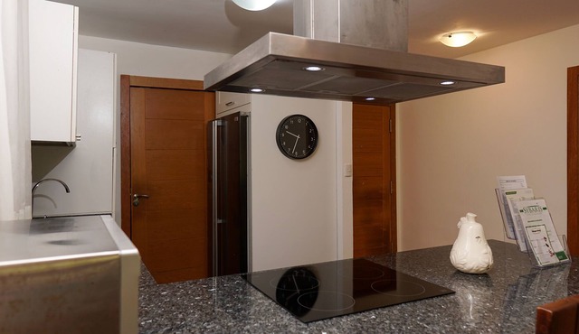 16. Comfortable 2 bedroom apartment, first level