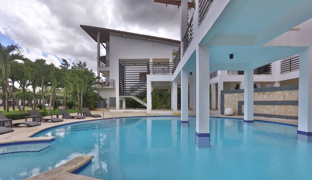 17. Comfortable 2 bedroom apartment, first level