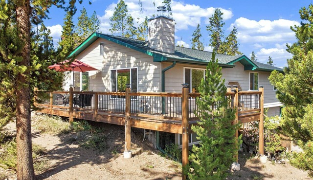 189 Ridge Road 4 bedroom home, forest views, central location in Grand County in Tabernash