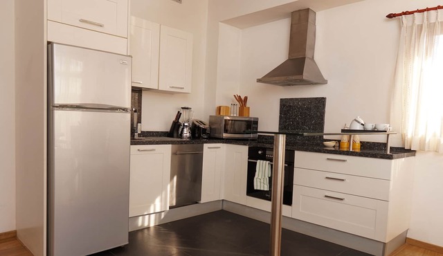2. 3. Comfortable 1 bedroom apartment, third level