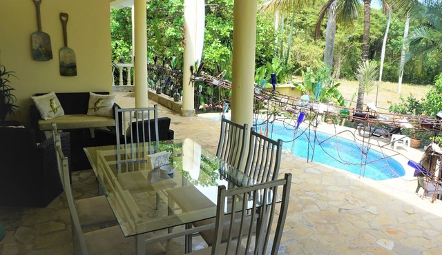2 Bedroom 'Bird Watching Vacation' Villa