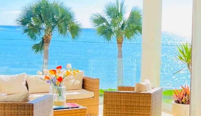 (20% OFF) Artsy & Chic Oceanfront hideaway: exclusive Cap Cana Marina district