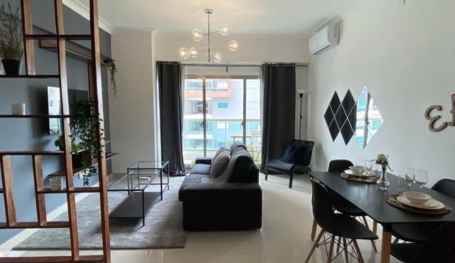 2BR* Pool*Balcony*Wifi| yellowkey