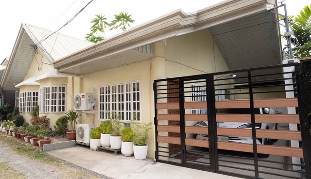 3-bedroom house in perfect Cebu City with cool AC breeze