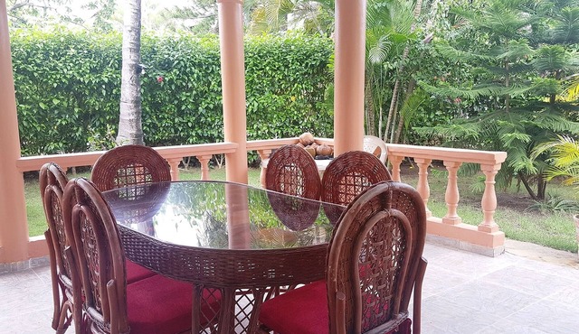 3BD guest-friendly condo with pool near casino and clubs