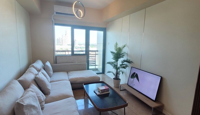 3BR Suite Le Grand Eastwood Quezon City