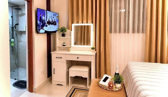 4tv Netflix Wifi hot Water air Conditioning