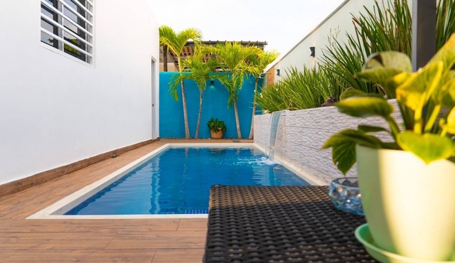 5 minutes walk to the beach! private pool beautiful home