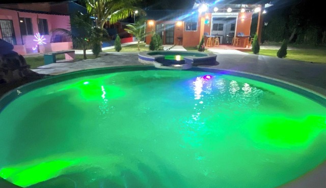 6/separate villa/picina/Jacuzzy and more