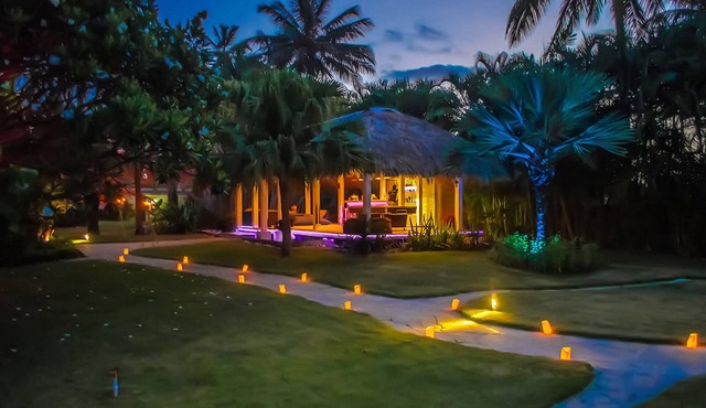 A quiet room on a sandy beach…