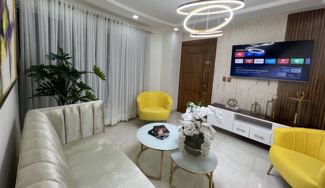 Amazing 3 Beds 2.5 Baths Condo with Wi-Fi, Netflix to enjoy as your Dream Home