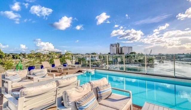 Amazing View * Pool * Beatiful * Comfortable