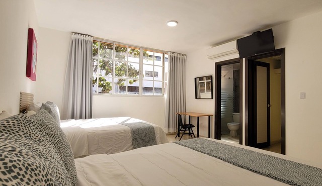 Aparta Hotel Drake