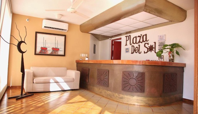 Aparta Hotel Plaza del Sol