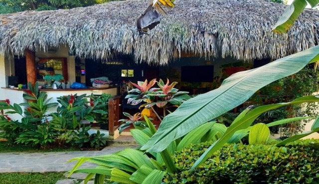 Apartment near the beach with kitchen and free parking