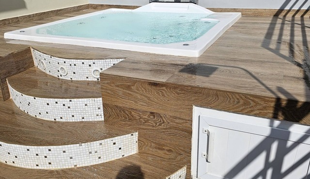 Apartment with Terrace and Hot Tub en La Romana