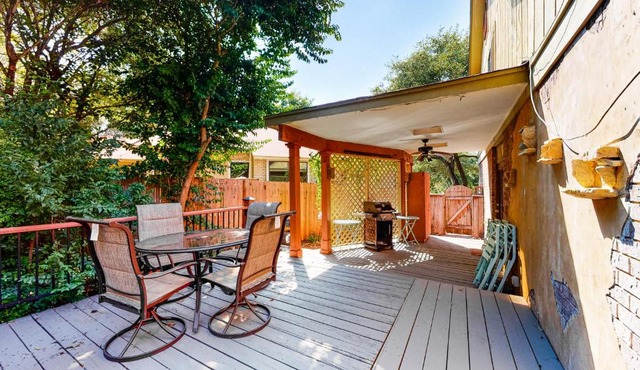 Applecreek Retreat in San Antonio