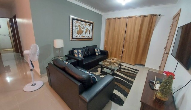 Apt in 2nd floor of closed residential at Aut. San Isidro