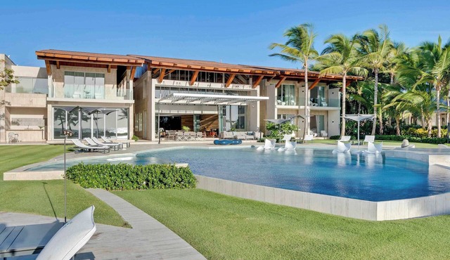 Architectural Oceanfront Masterpiece w Pool