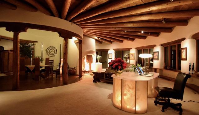 Award Winning Architecture with Amazing Views in Santa Fe