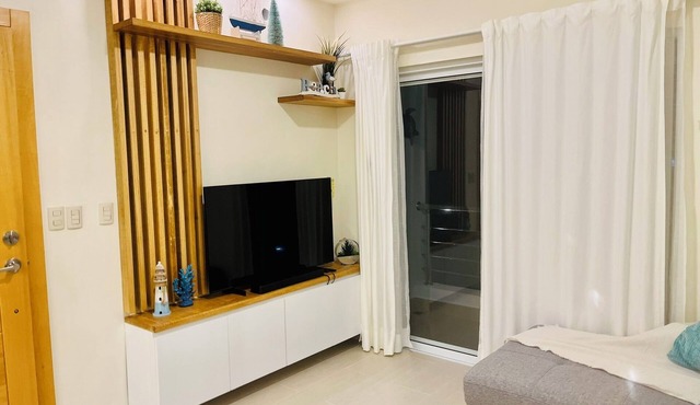 Bayahibe Beach Apartment with 2Bed, 1Bath, 5min Walk to Beach, Pool, Balcony, AC