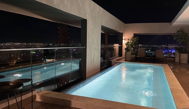 Beautiful view, 13th floor, modern, exclusive and comfortable apartment.