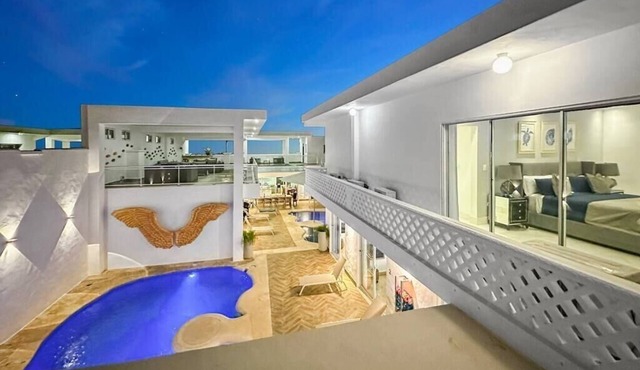 Beach Villa Blanca with 2 Pools, Jacuzzi and Maid