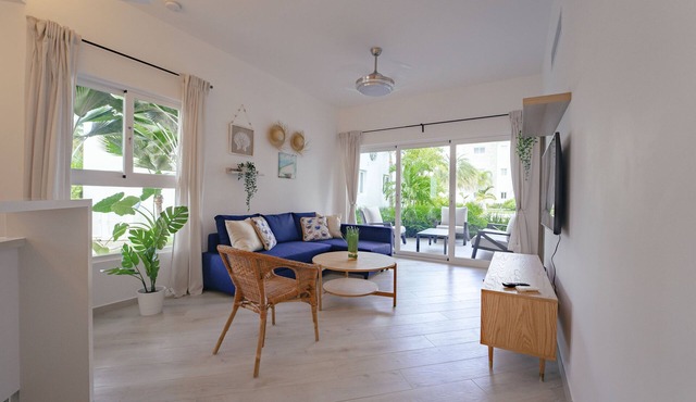 Beautiful apartment a few steps from the beach.