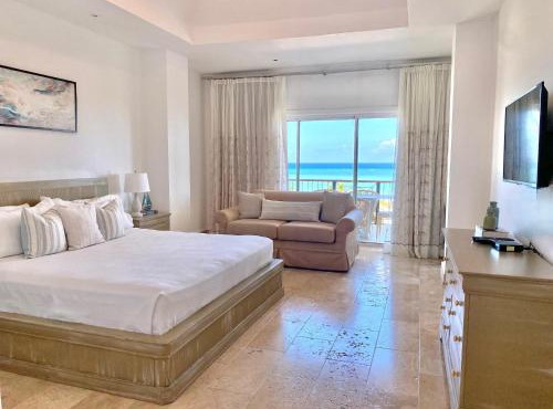 Beautiful Beachfront Penthouse At Cap Cana
