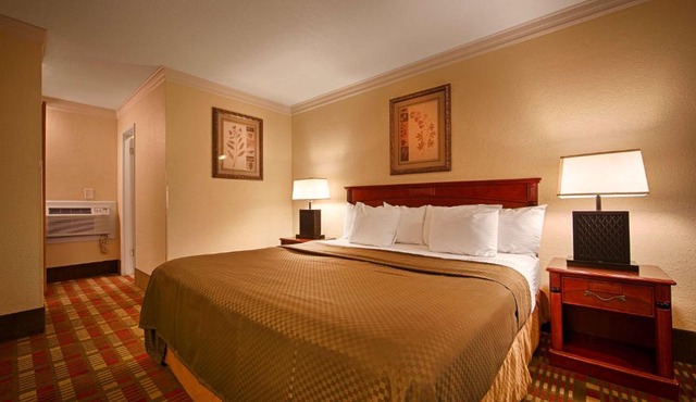 Best Western Garden Villa Inn in Roseburg