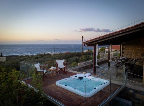 Blue Pearl Villa in AmigdhalokeFálion