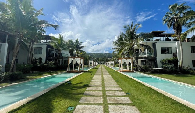 Bright 2-bedroom apartment with AC in luxury Cosón beach complex