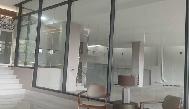 Bright 2-bedroom apartment with AC in peaceful Santo Domingo
