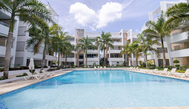 Bright 2BR Apartment w/Pool near Bayahibe Beach