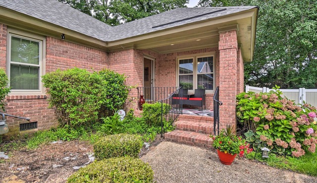 Bright Chesapeake Home Near Shopping & Dining in Chesapeake