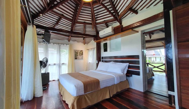 Caluwayan Palm Island Resort in Marabut