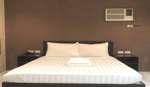 Camarin Prime Hotel in Caloocan