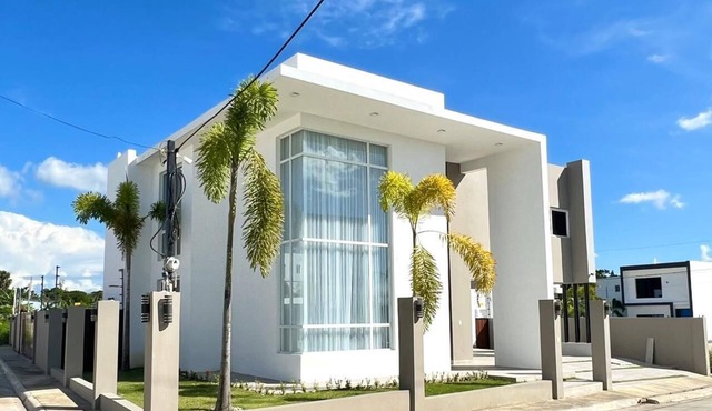 Casa Lujosa en Santiago, Residencia Paulino Mata