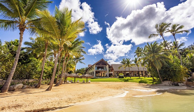 Casa Bahia: Casa de Campo’s only 12-Bedroom Ultra-Luxury Beachfront Villa