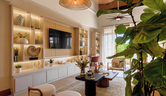 Casa Cielo - 3 BR Penthouse with Views I Maid