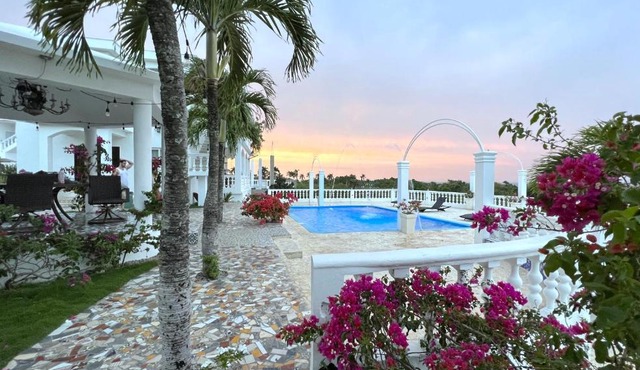 Casita #2 Apt Style 2 BR, 2 Bath at Casablanca