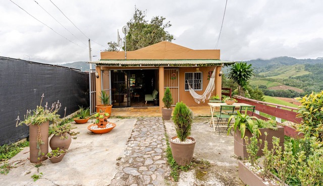 Casita Alta Constanza, breathtaking views Pet Friendly