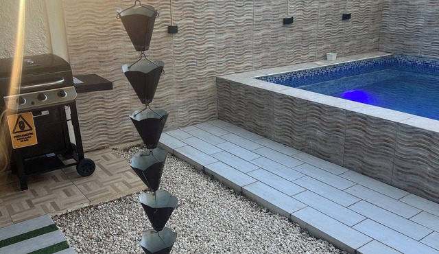Casita06: totalmente climatizada, 3 hab./con baño. Cerca de Bahía de Águilas.