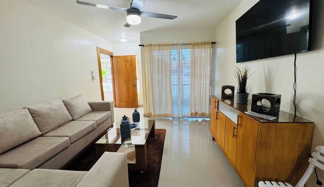 Centrally located accommodation Breezes by G1