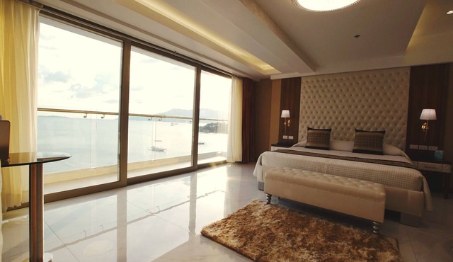 Central Park Reef Resort