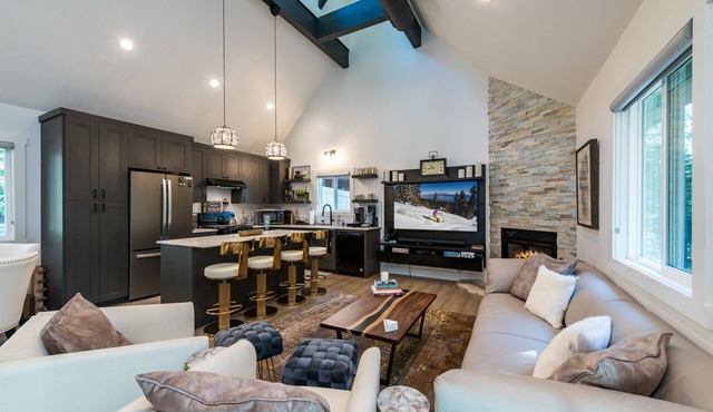 Chambers Escape: Cozy 3BR retreat in Tahoma in Tahoma