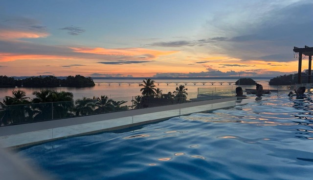 Charming 1-Suite apartment in gorgeous Samaná Bay with AC, WiFi, Infinity Pool