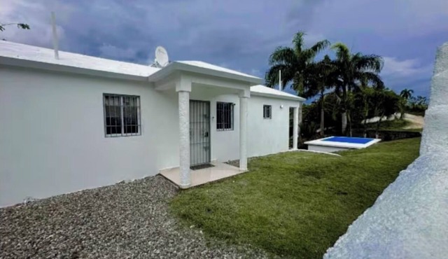 Charming 2-bedroom house with WiFi, AC in fabulous Río San Juan