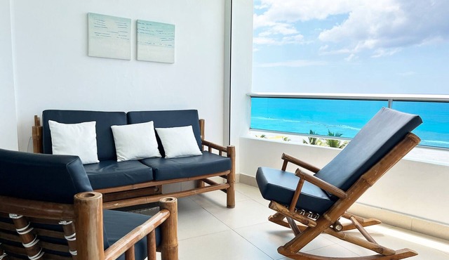 Charming 2-bedrooom Apartment with Majestic Ocean & Pool View in Juan Dolio