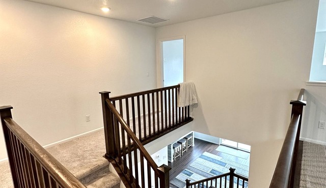 Charming home with Ample space in Parker